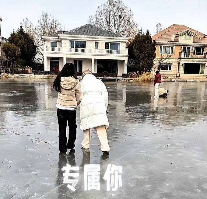 娃同住曝张兰住富人区还透露二月行程开元ky棋牌马筱梅正面回应不和俩