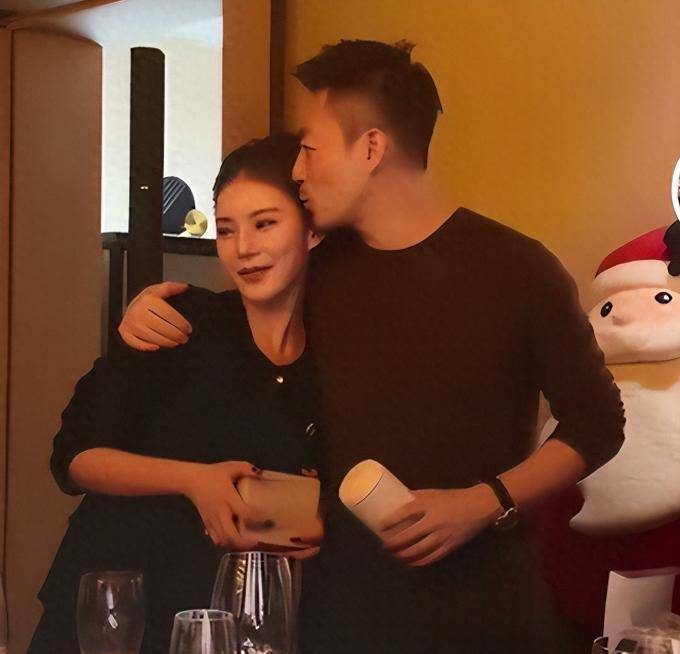 娃同住曝张兰住富人区还透露二月行程开元ky棋牌马筱梅正面回应不和俩(图5)