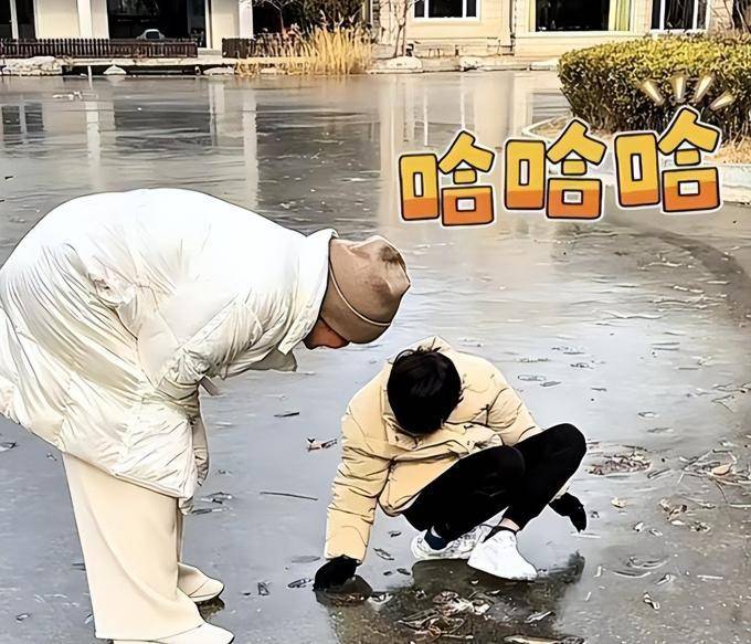 娃同住曝张兰住富人区还透露二月行程开元ky棋牌马筱梅正面回应不和俩(图18)